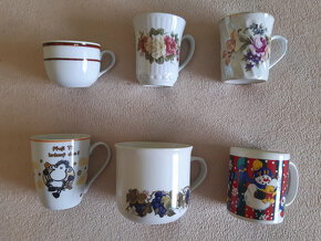 Hrnky porcelánové a talířky - 7