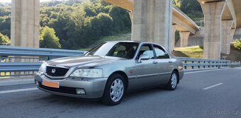 HONDA LEGEND 3.5 V6 153kW 2002 - 7