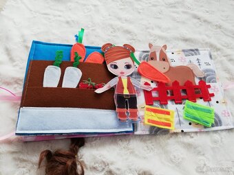 quiet book s panenkou a koněm - 7