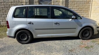 VW Touran 1,9 TDI 2010 - 7
