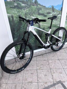 Lehké celoodpružené elektrokolo Corratec BOSCH SX - 7