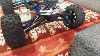 RC Traxxas Erevo - 7