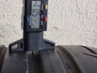 Letní Dunlop 225 45 17 - 7