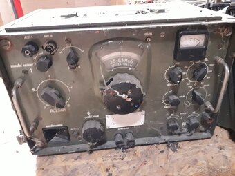 Radiostanice vysílačka R 4-1 - 7