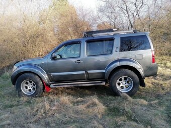 Nissan Pathfinder 2.5 dCi LE Aut. 126kw - 7