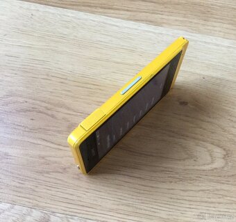 Sony Xperia ST27i – mobilní telefon - 7