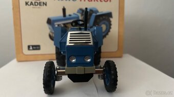 Retro traktor KDN Zetor - 7