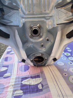 Nádrž honda CRF 1100 Afrika Twin - 7