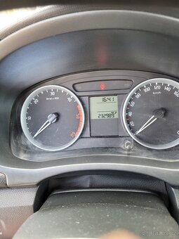 Škoda Fabia II, 1,9TDI, 77kw,klima, km 233 000 - 7