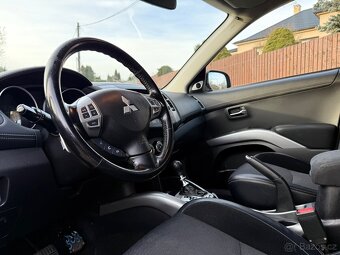 Mitsubishi Outlander 2.2 DI-D 4x4 automat původ Čr - 7