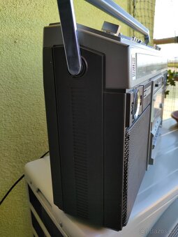 HITACHI TRK - 8190E - BOOMBOX - 7