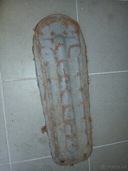 Jawa 50 pionyr - plech sedla - 7