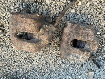 BMW E46 přední + zadní třmeny - 7