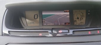 Citroën c4 grand picasso 2.0 hdi - 7