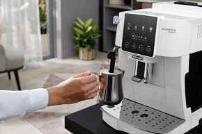 Espresso DeLonghi Magnifica Start ECAM 220.20.W bílé - 7