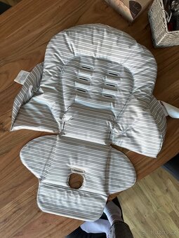 polohovatelná jídelní židle peg perego - 7