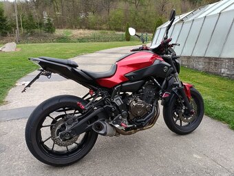 Yamaha MT-07 - 7