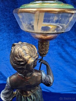 Petrolejová lampa, figurální - 7