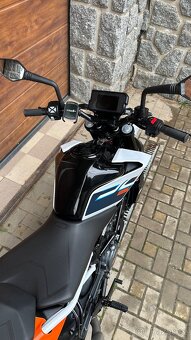 KTM duke 125 2023 - 7
