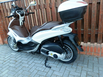 Piaggio beverly 300 (2013) - 7