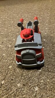 Tlapkova patrola marshall a chase - 7