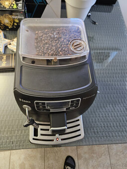 Kávovar Philips Saeco INTELIA EVO - 7