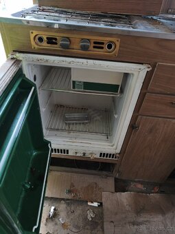 Karavan na pevné stání - 7