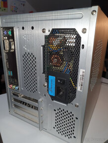 celohliníková PC skříň Sharkoon CA-M mATX krychle - 7