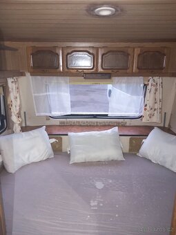 Prodám karavan bürstner Lux - 7