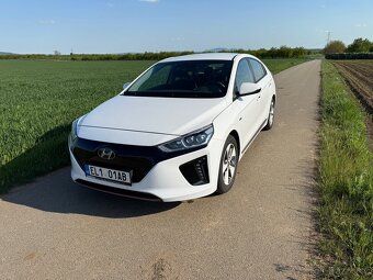 Hyundai IONIQ elektro 28kWh najeto 54T km DPH - 7