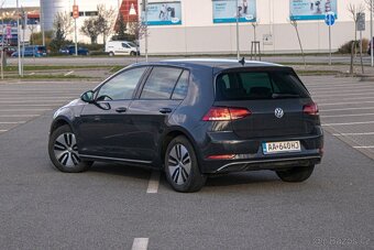 Volkswagen Golf e Šedá/ sivá - 7