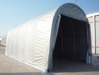 Plachtová garáž na karavan - 7