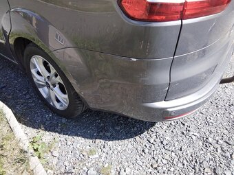 Ford Galaxy 2011 ;2 tdci 100kw. manuál.7 místný - 7