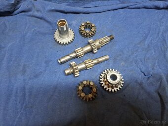Jawa 50 pionýr převodovka, typ 550 555 05 20 21 23 - 7