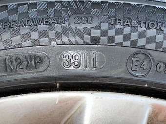 Original ALU kolo 1x VW Kansas 18" 8J ET44 pneu 235/40/R18 - 7