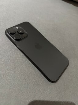 Prodám Apple IPhone 15 pro max s pamětí 256 GB černý titan - 7