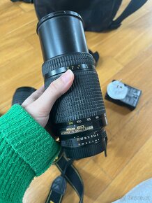 Nikon D5100 + objektivy + brašna - 7