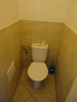 Pronájem 1+1, ulice Dornych, centrum (u Vaňkovky), 42 m2, ko - 7