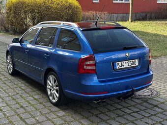Škoda Octavia 2.0 TDi RS 125kW Xenony Tažné Kůže Tempomat - 7