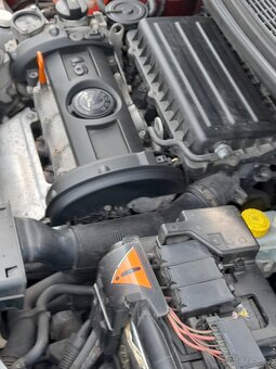 Škoda Fabia 2, kombi 1.6 benzín - 7