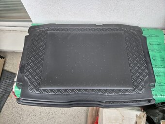 plastová vana do kufru Škoda Fabia I - 7