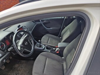 Opel Astra J Sports Tourer 1.7 cdti - původ ČR - 7