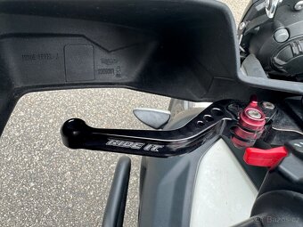Triumph Tiger 800 - 7