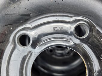 Zánovní zimní sada Dacia DUSTER 16" 5x114,3 pneu 215/65/16 - 7