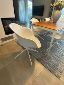 Jídelní stůl + židle BoConcept - 7
