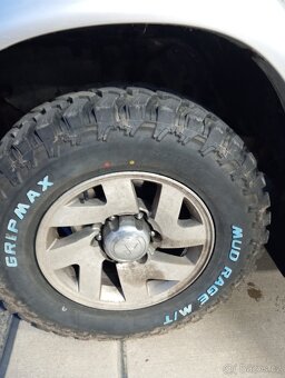 Mitsubishi Pajero  Sport - 7