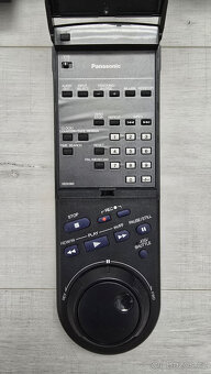 Panasonic NV-FS200 (VHS / S-VHS) - 7