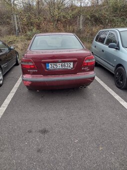 Volvo S40 2.0 - 7