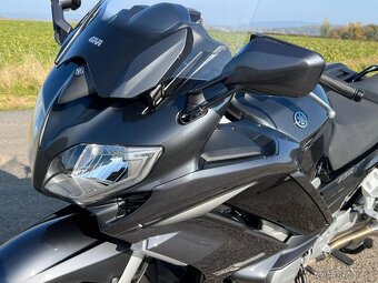 Yamaha FJR 1300 A - 7