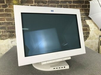 KÚPIM do zbierky starý PC CRT Monitor min. 19" - ODVEZIEM - 7